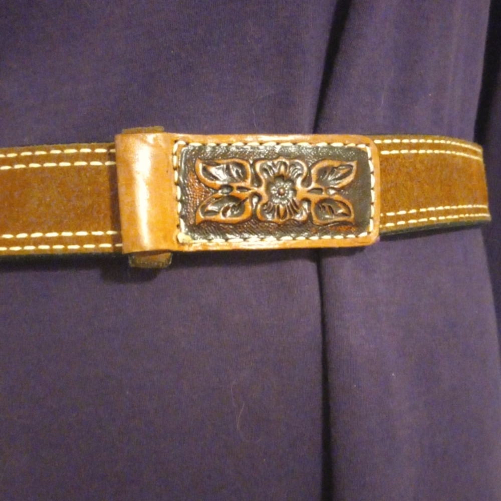 LEATHER BELT